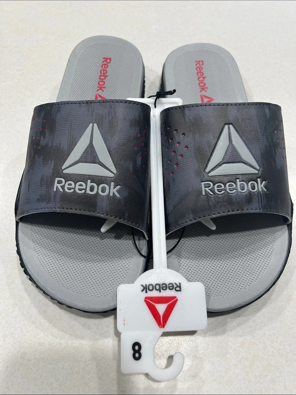 Reebok men’s flip flop grey new